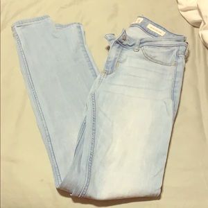 Hollister jeans